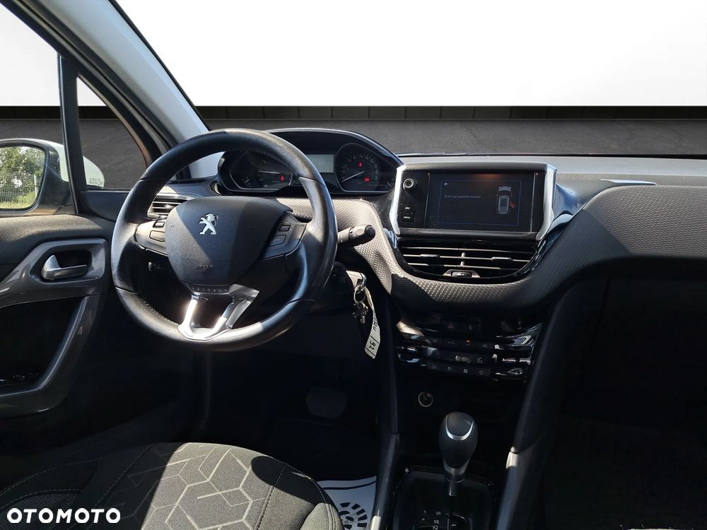 Peugeot 2008 1.2 Pure Tech Allure S&S EAT6 - 12