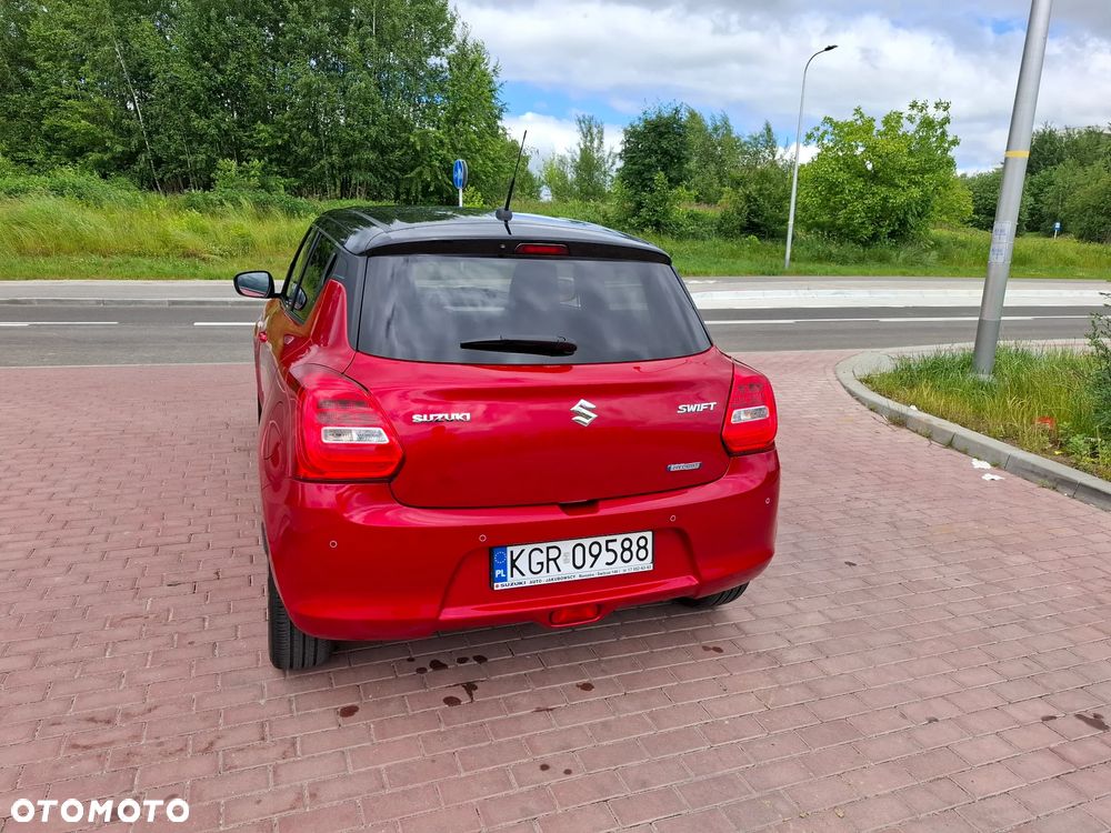 Suzuki Swift 1.2 Dualjet SHVS Premium Plus CVT - 10