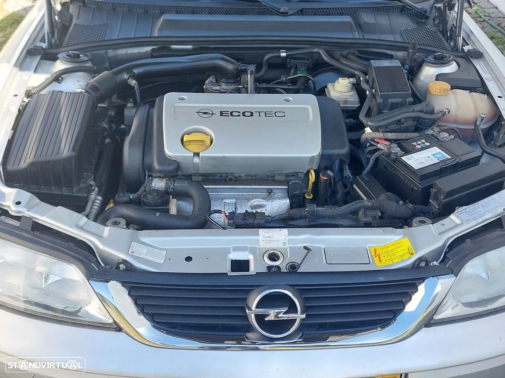 Opel Vectra - 1