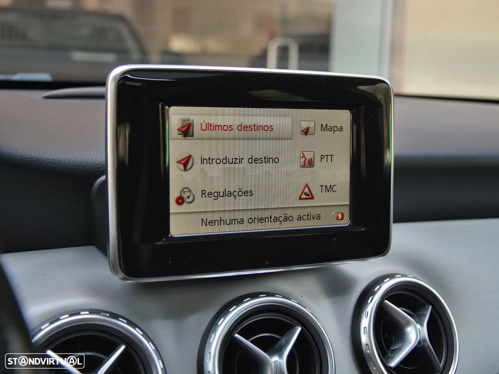 Mercedes-Benz GLA 200 (CDI) d 7G-DCT AMG Line - 28
