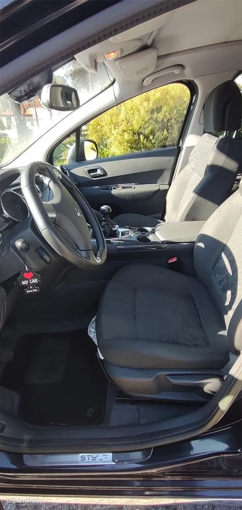 Peugeot 3008 1.6 HDi Style - 6