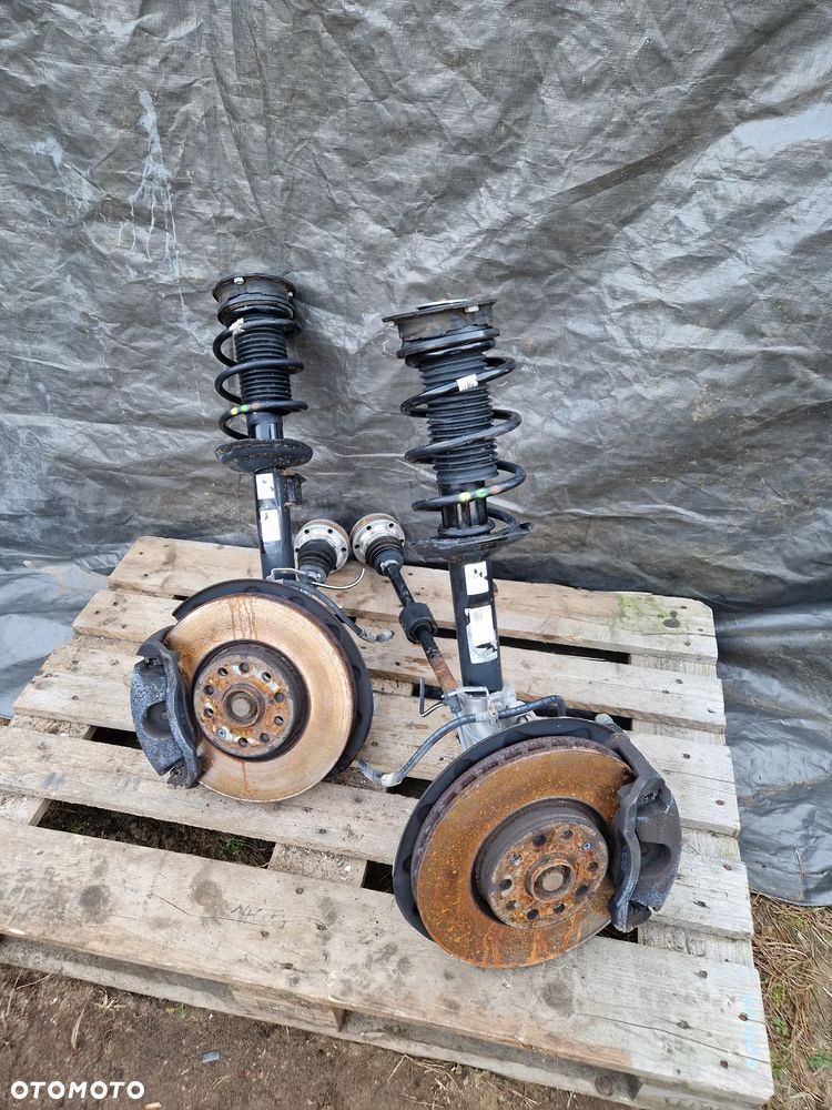 Tiguan II Tarraco Kodiaq Zawieszenie lewe przednie kompletne kopyto 5QF412021QF 5QF412031BL 5Q0407257A