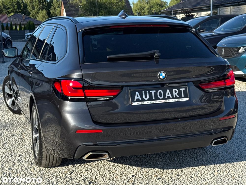 BMW Seria 5 520d Luxury Line - 13