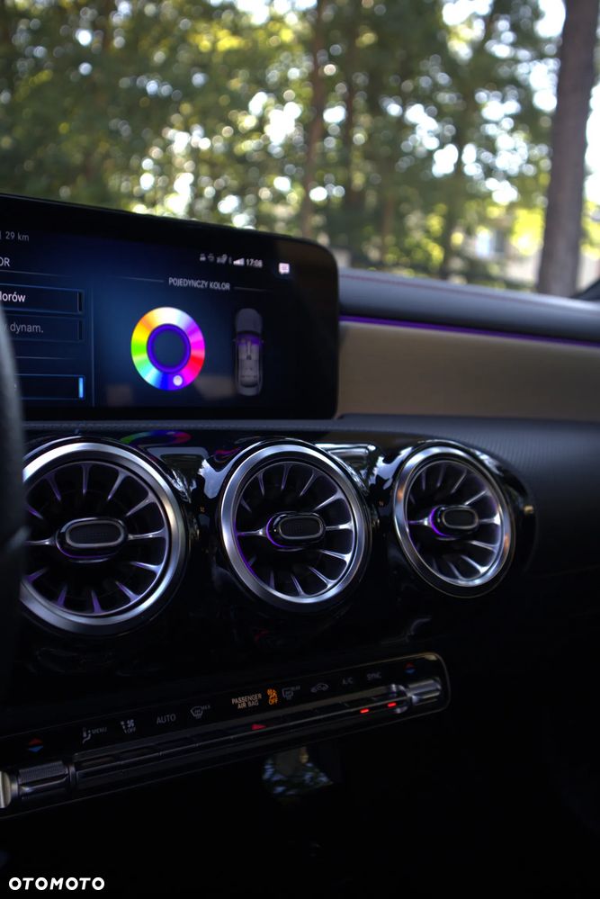 Mercedes-Benz CLA 200 AMG Line 7G-DCT - 14