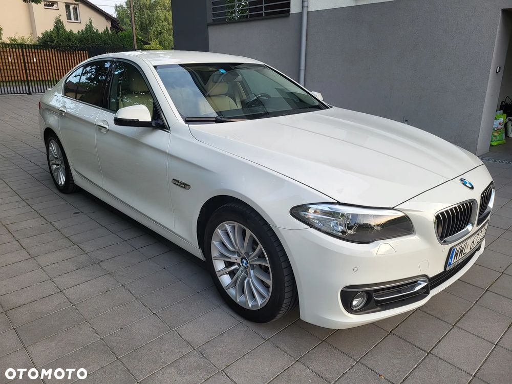 BMW Seria 5 528i xDrive Luxury Line - 8