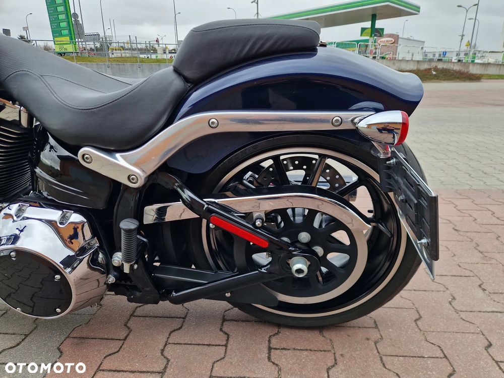 Harley-Davidson FXSB Breakout - 19