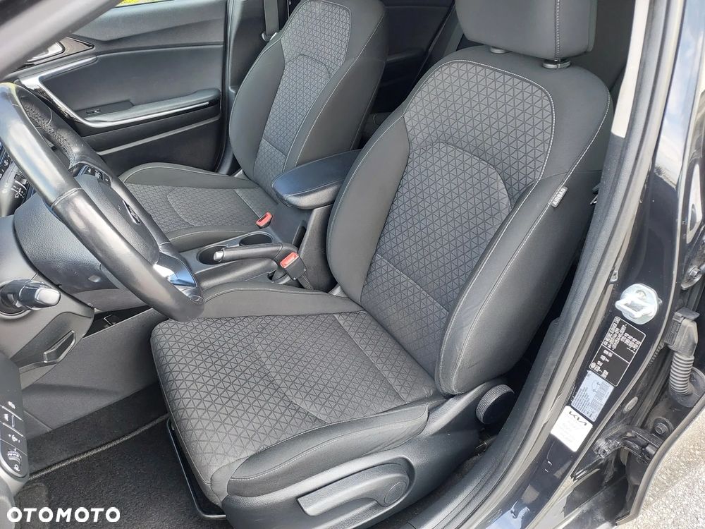 Kia Ceed 1.4 T-GDI M Max - 22