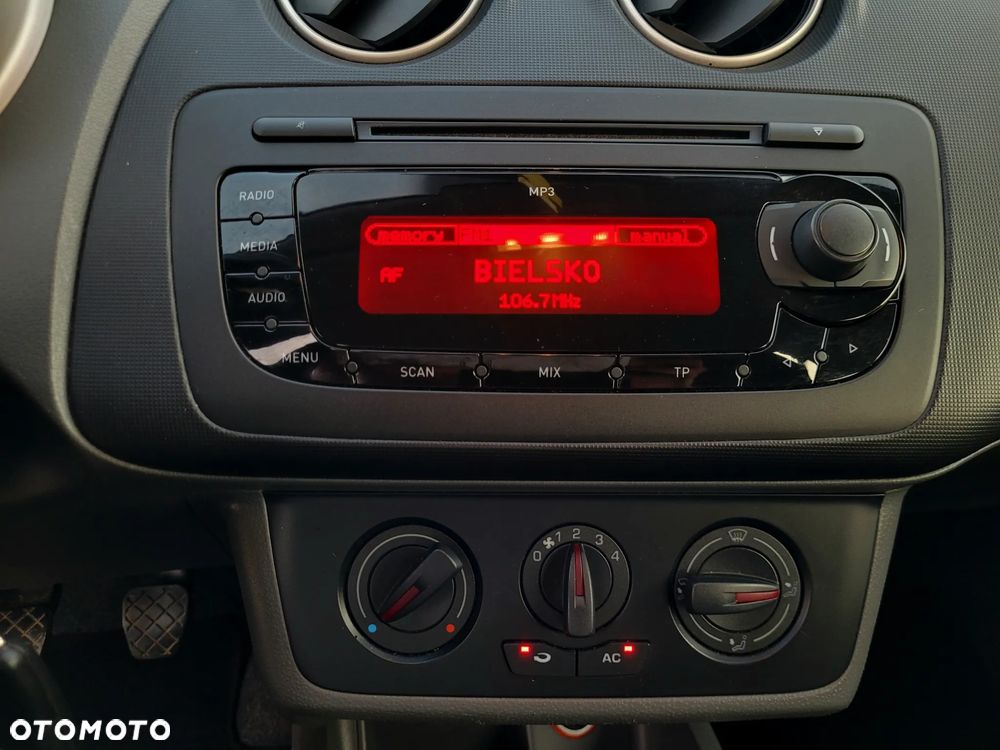Seat Ibiza 1.4 16V Style - 11