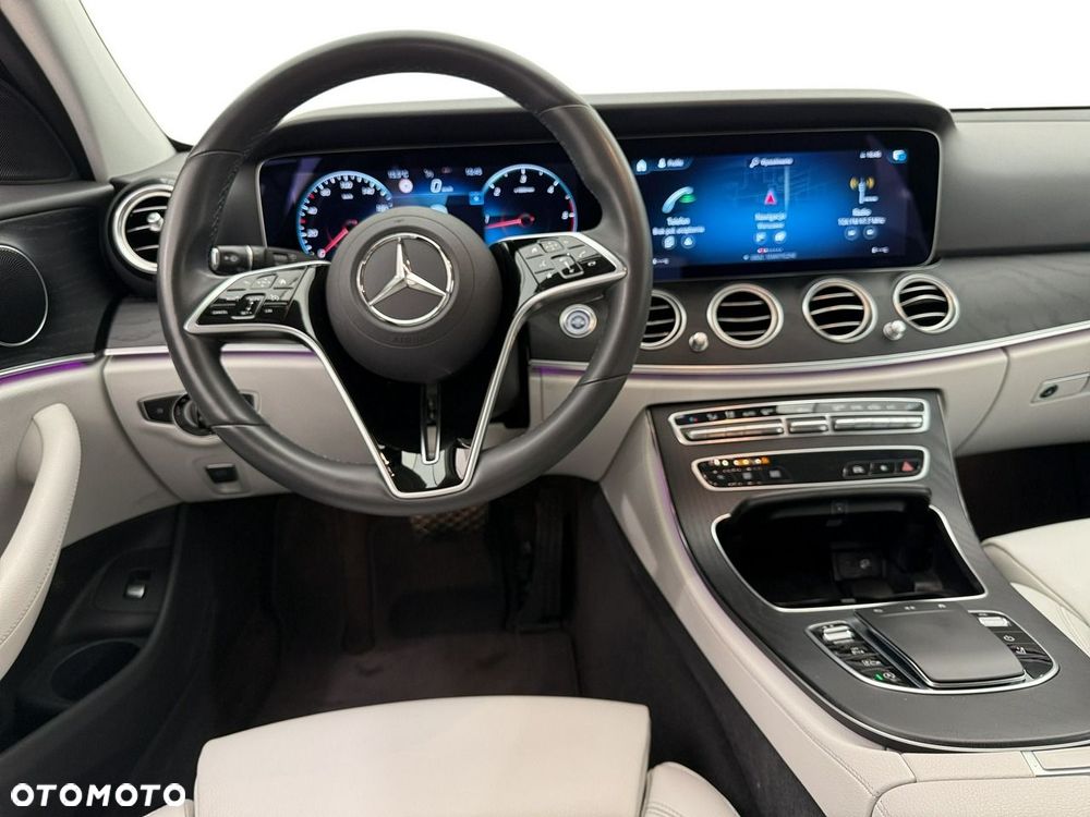 Mercedes-Benz Klasa E - 10