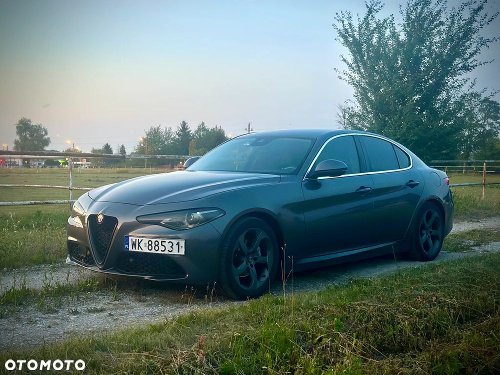 Alfa Romeo Giulia 2.2 AT8 Super - 5