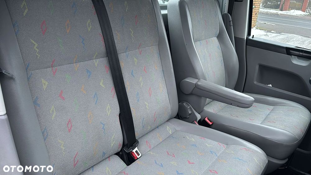 Volkswagen Transporter T5 - 18