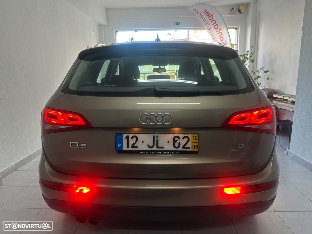 Audi Q5 2.0 TDI Advance S-tronic - 8