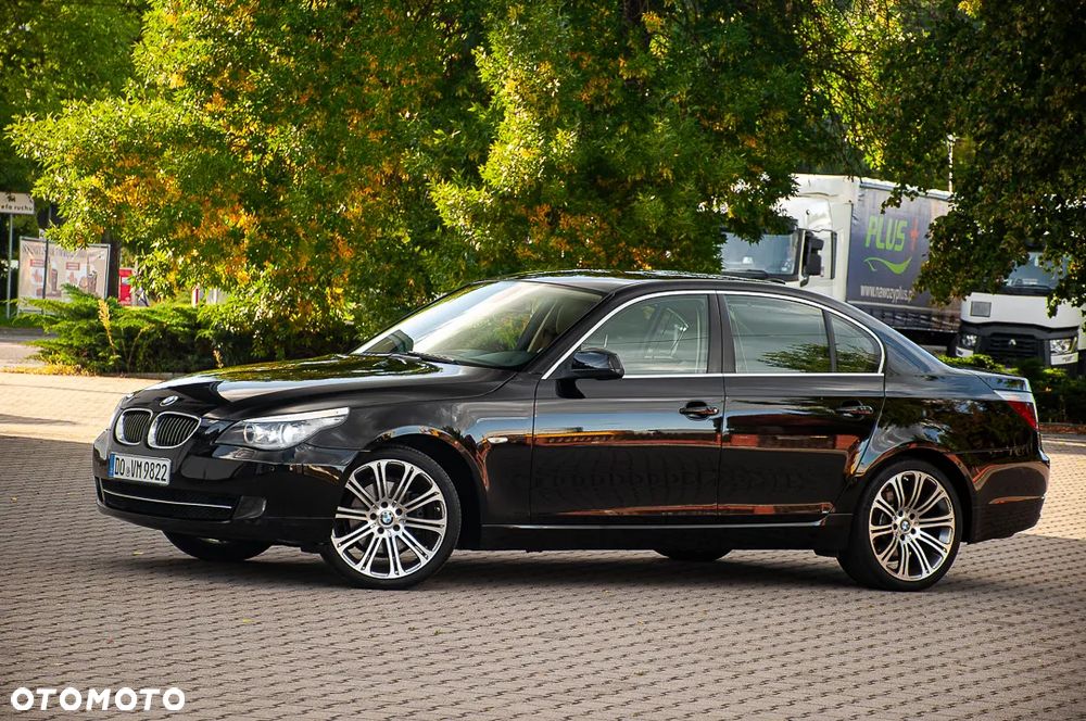 BMW Seria 5 525d - 15