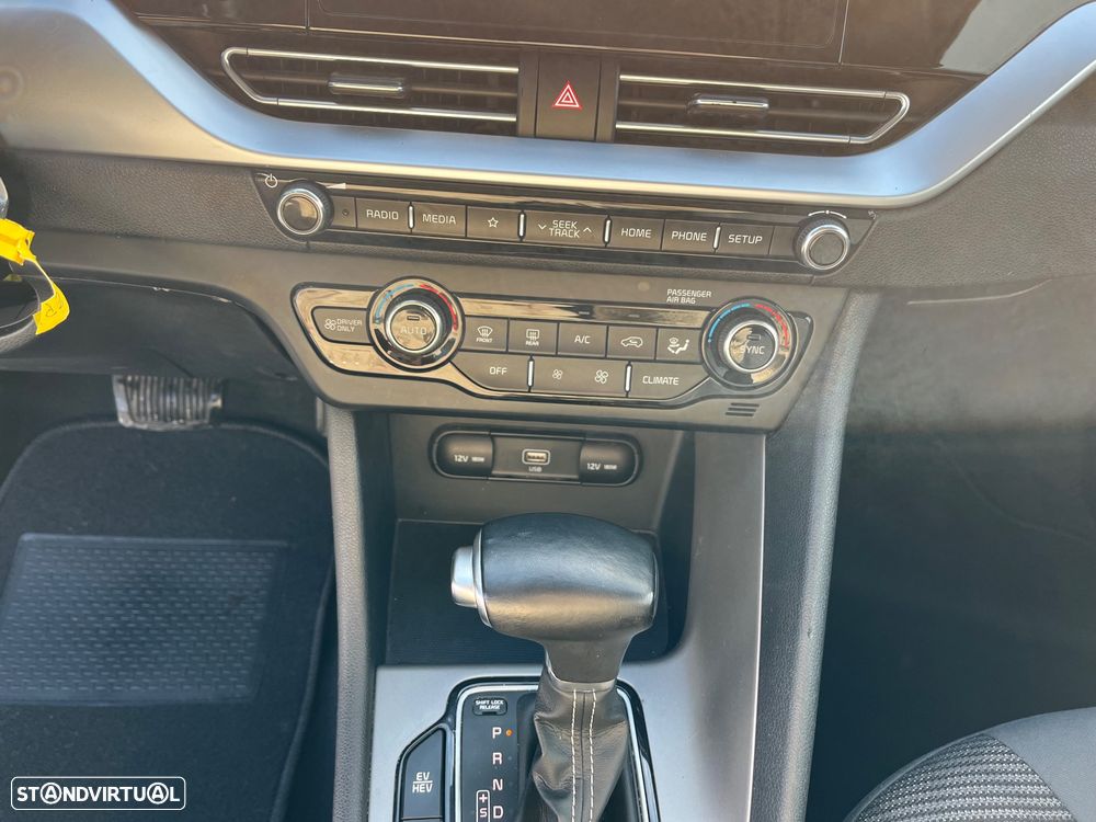 Kia Niro 1.6 GDi HEV Urban - 28