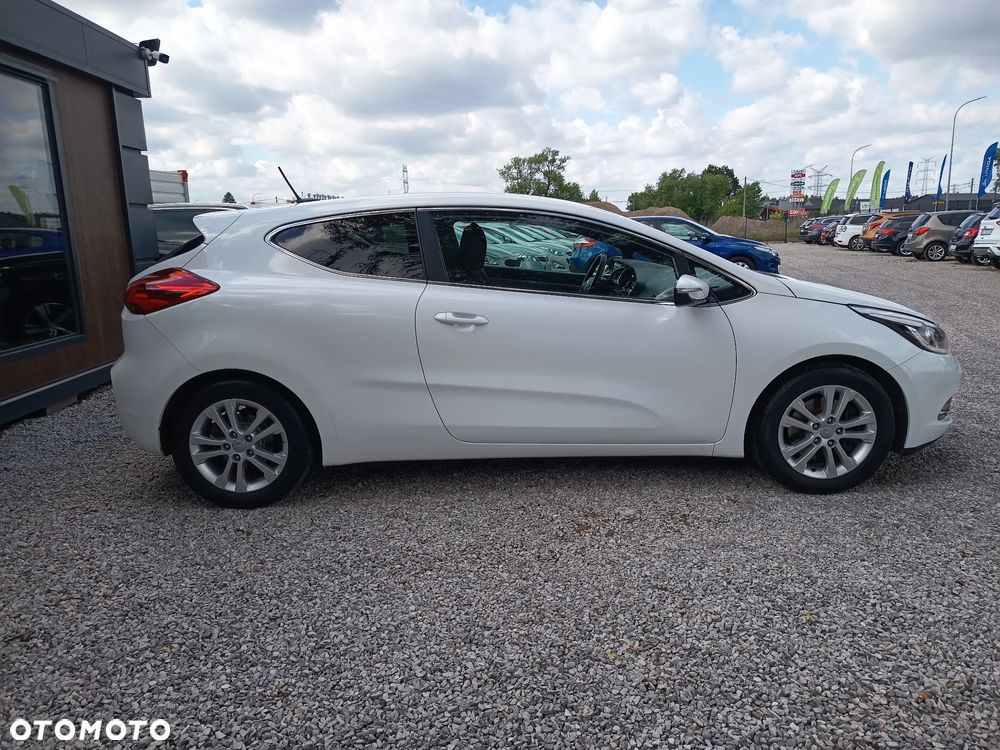 Kia Ceed 1.6 CRDi L - 10