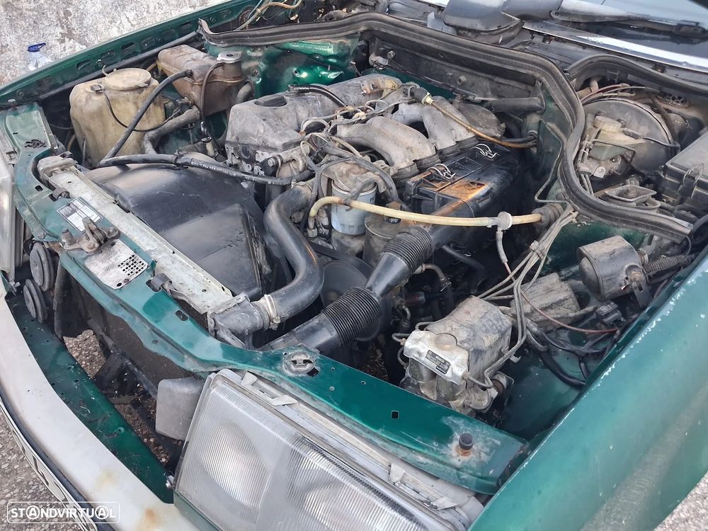 Mercedes-Benz E 200 D - 15