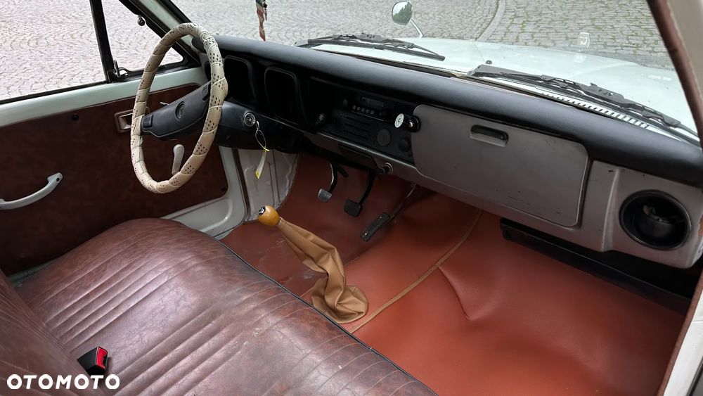Toyota Hilux - 11