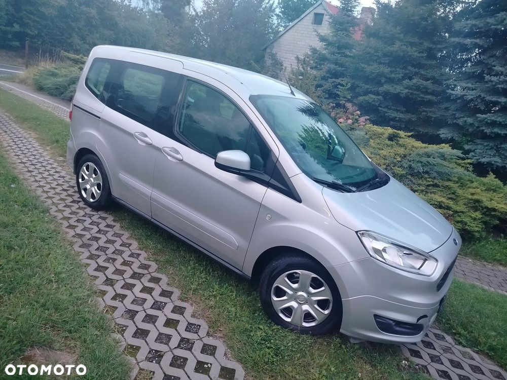 Ford Tourneo Courier 1.6 TDCi S&S Titanium - 12
