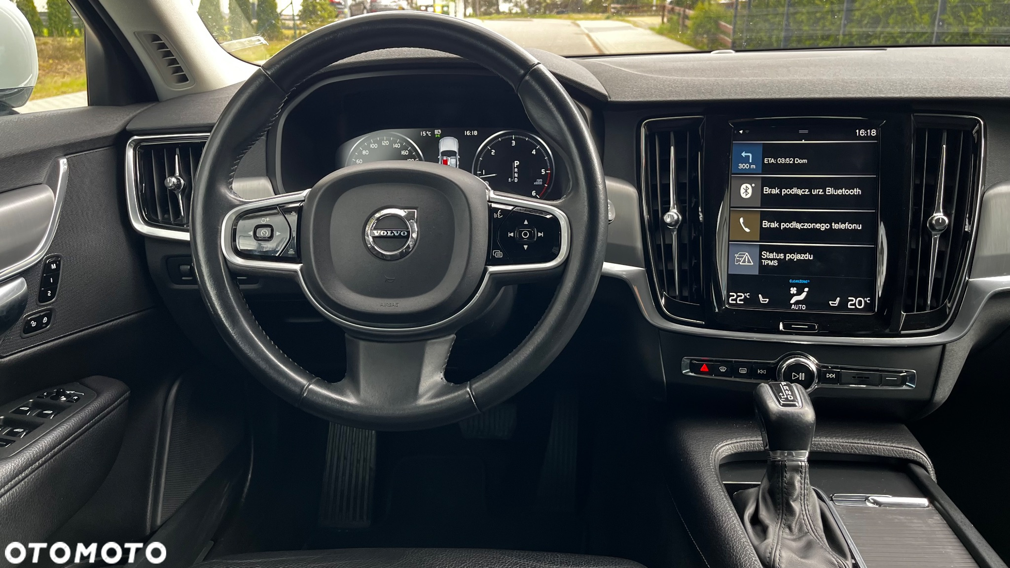 Volvo V90 D4 AWD Geartronic Momentum - 25