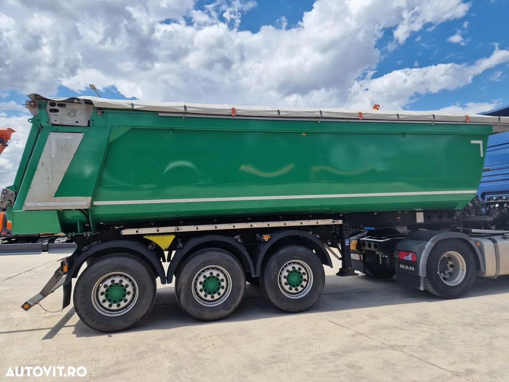 Schmitz Cargobull SKi 8,2, 28mc, EX DEMO-FULL OPTION, 2022, 29500 EUR+Tva, oblon rabatabil hidraulic spate, prelata pe role cu telecomanda, axa liftabila, LED, Anvelope 95% ok, scena vizitare, picioare sprijn, HARDOX, posibil leasing 4 ani-SUPER PRET 29.500 EUR+Tva - 27