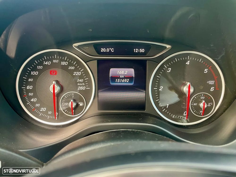 Mercedes-Benz A 180 d Urban - 18