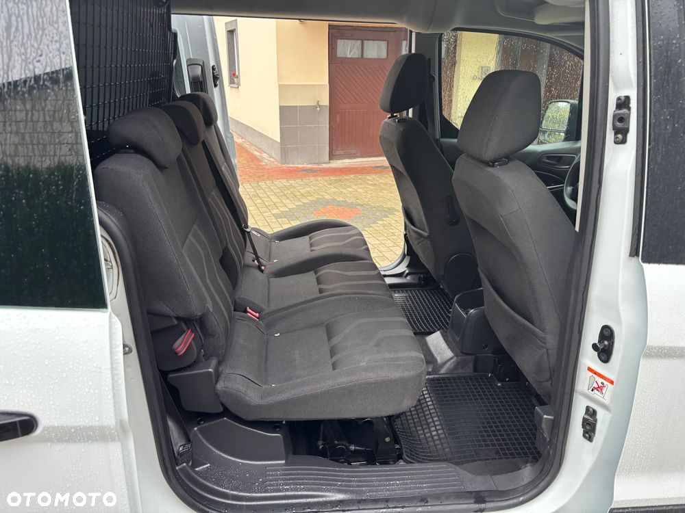 Ford transit connect - 15