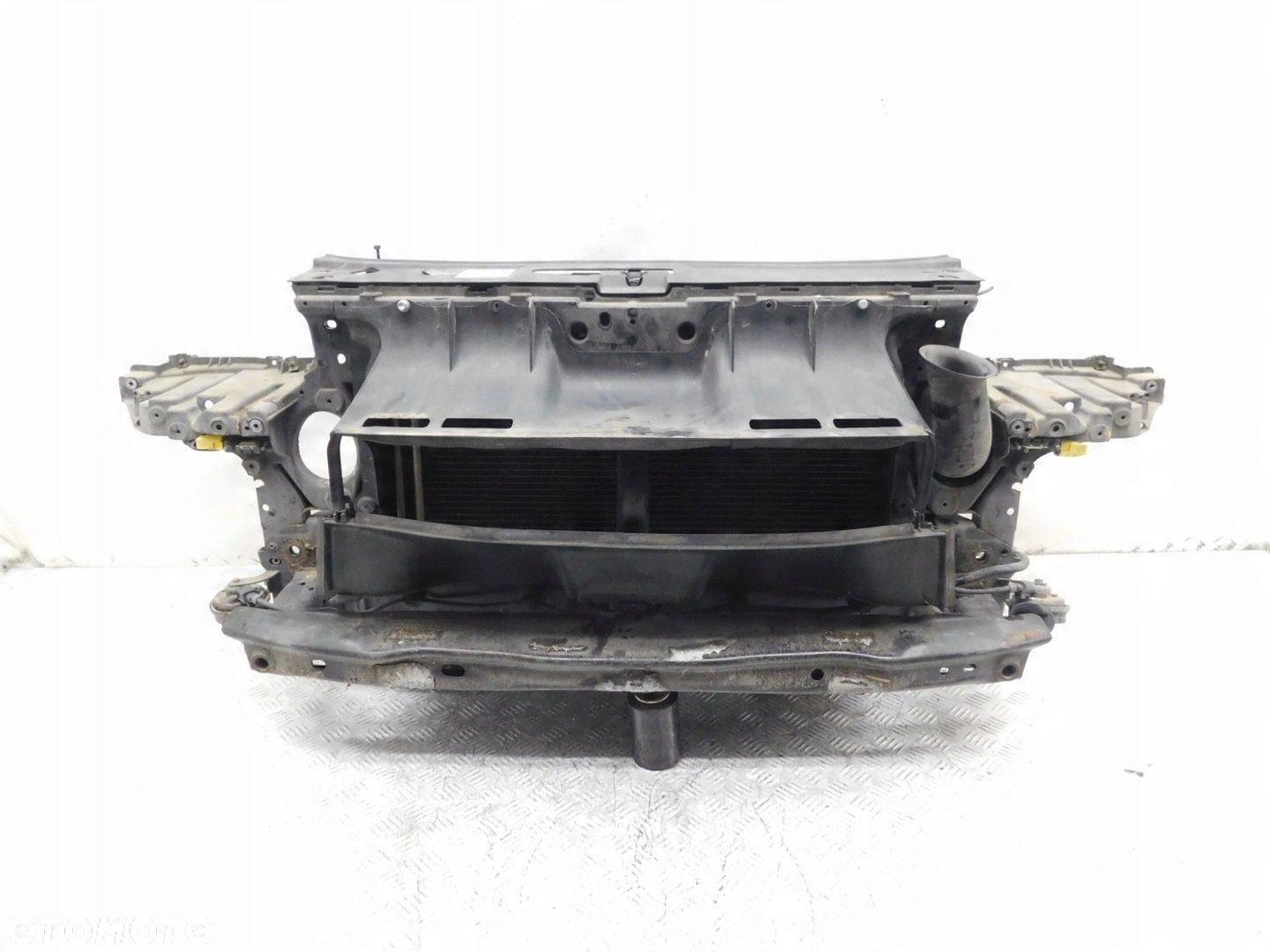 PAS PRZEDNI / WZMOCNIENIE / CHŁODNICE PORSCHE CAYENNE I 02-07 3.2 V6 - 1
