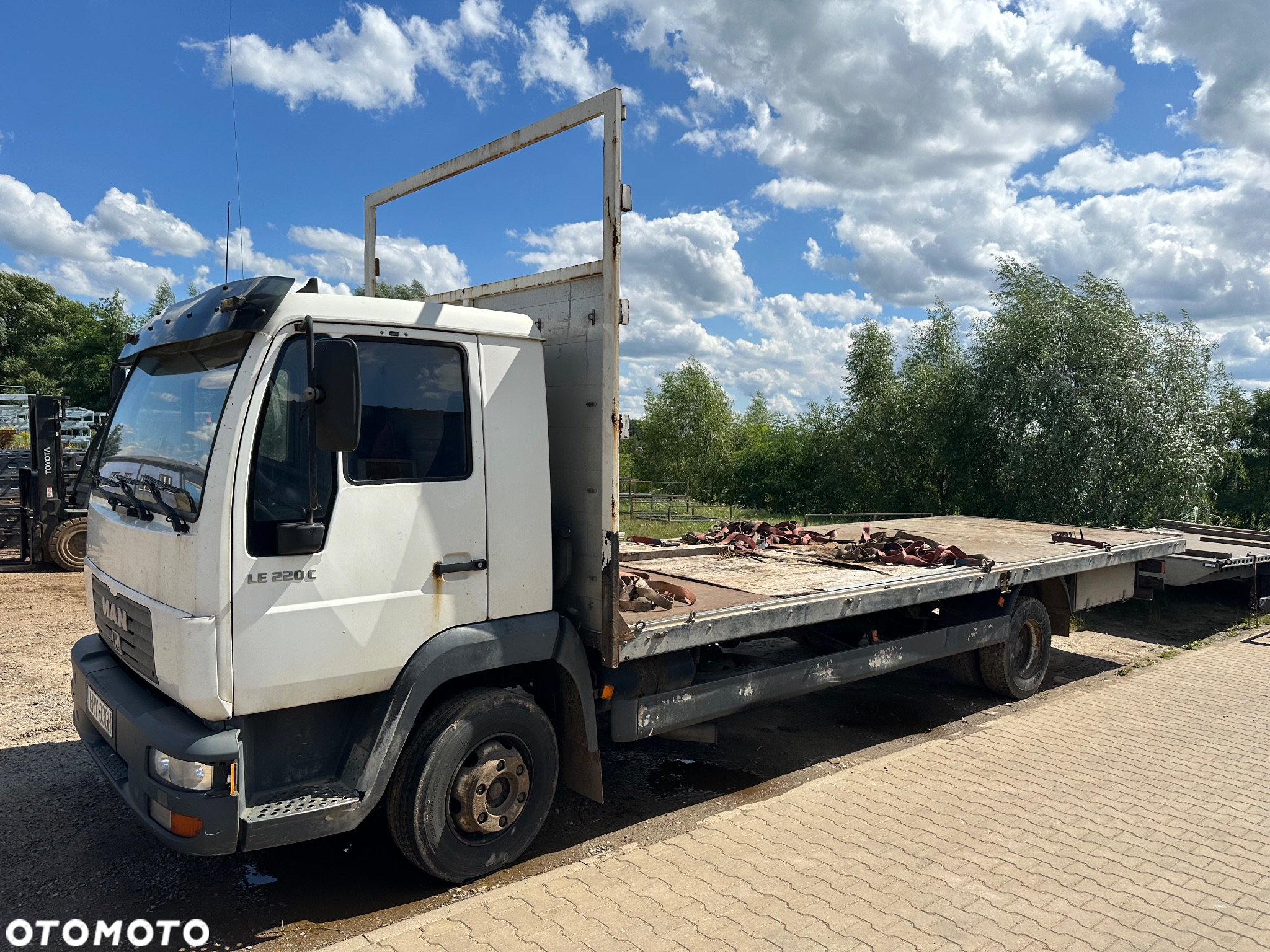 MAN LE 220C - 3