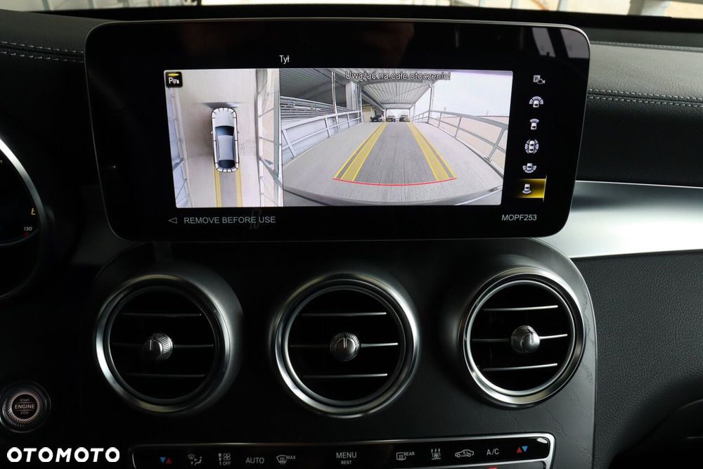 Mercedes-Benz GLC - 13