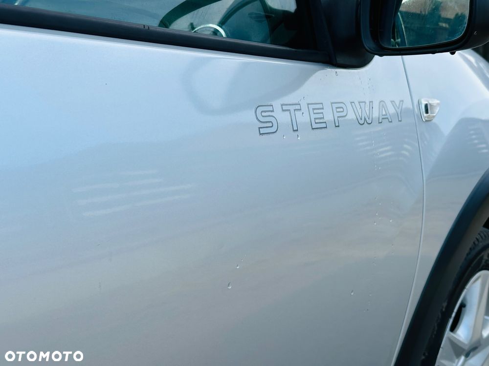 Dacia Sandero dCi 90 S&S Celebration - 22