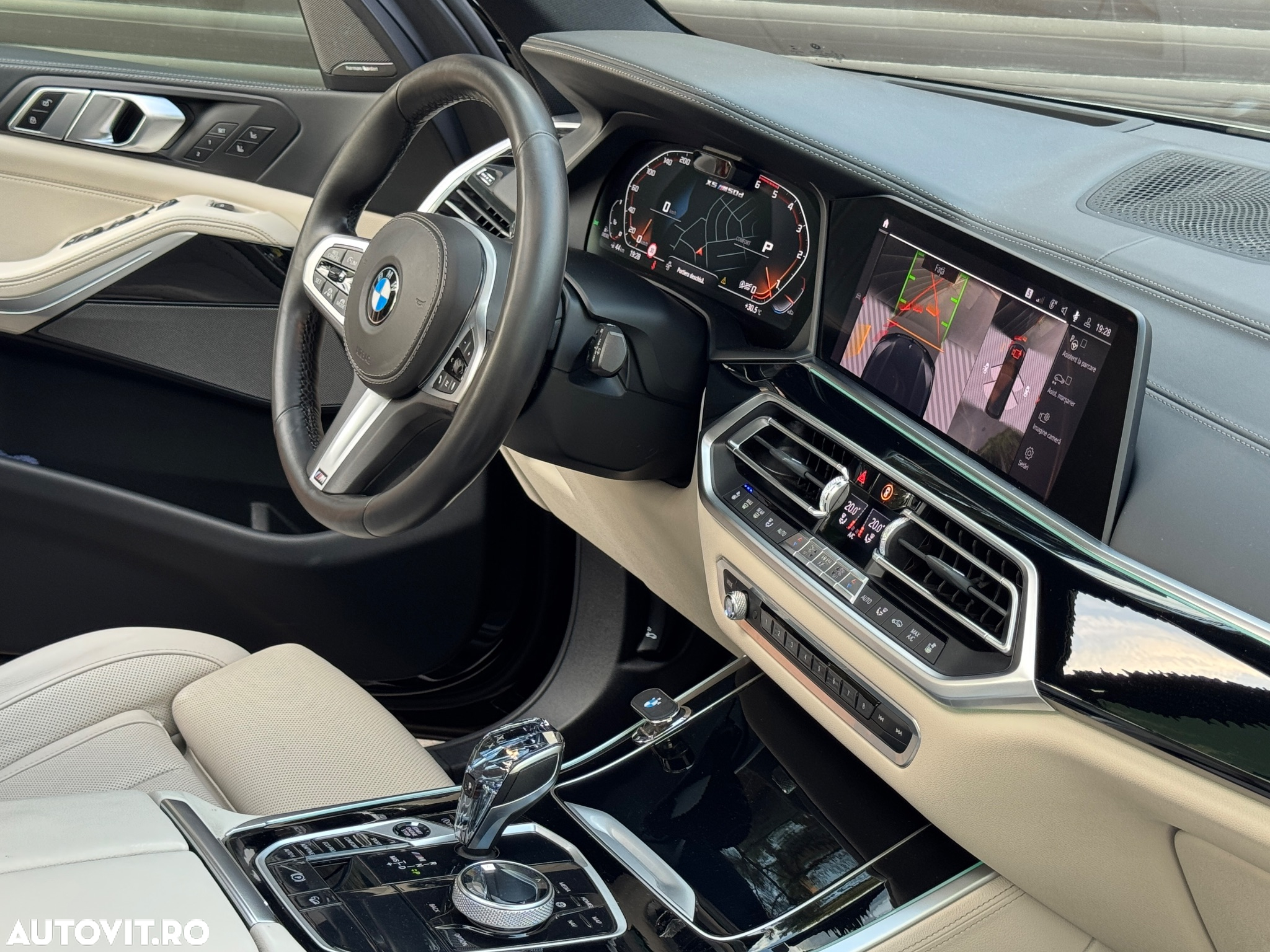 BMW X5 M M50d - 12
