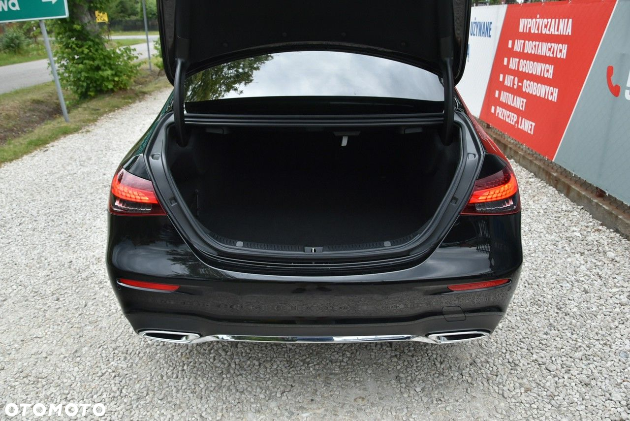 Mercedes-Benz Klasa E - 34