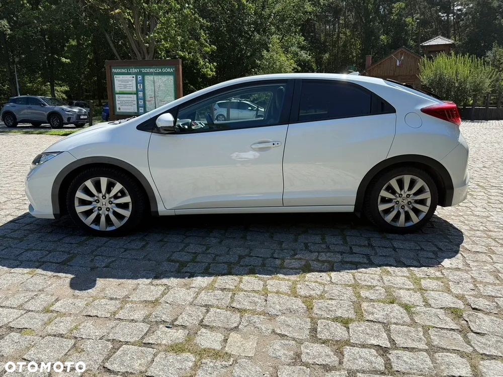 Honda Civic 1.8 Executive NAVI - 5