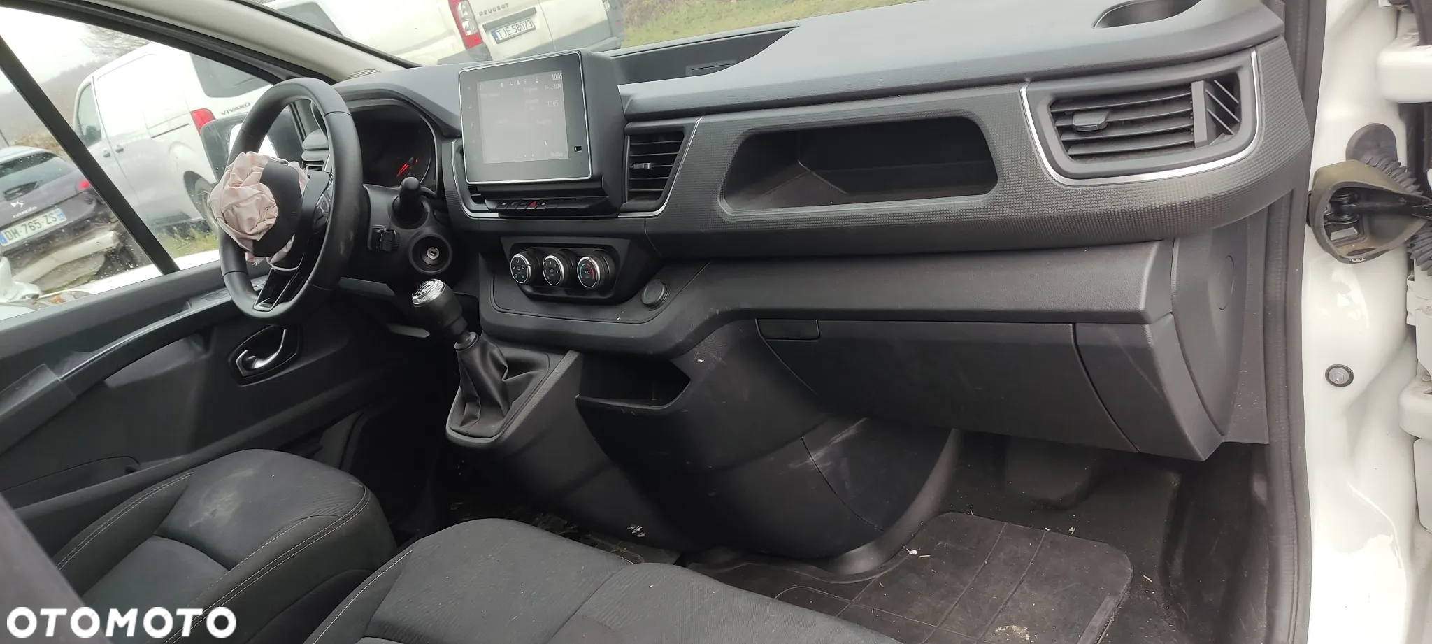 Renault TRAFIC - 6