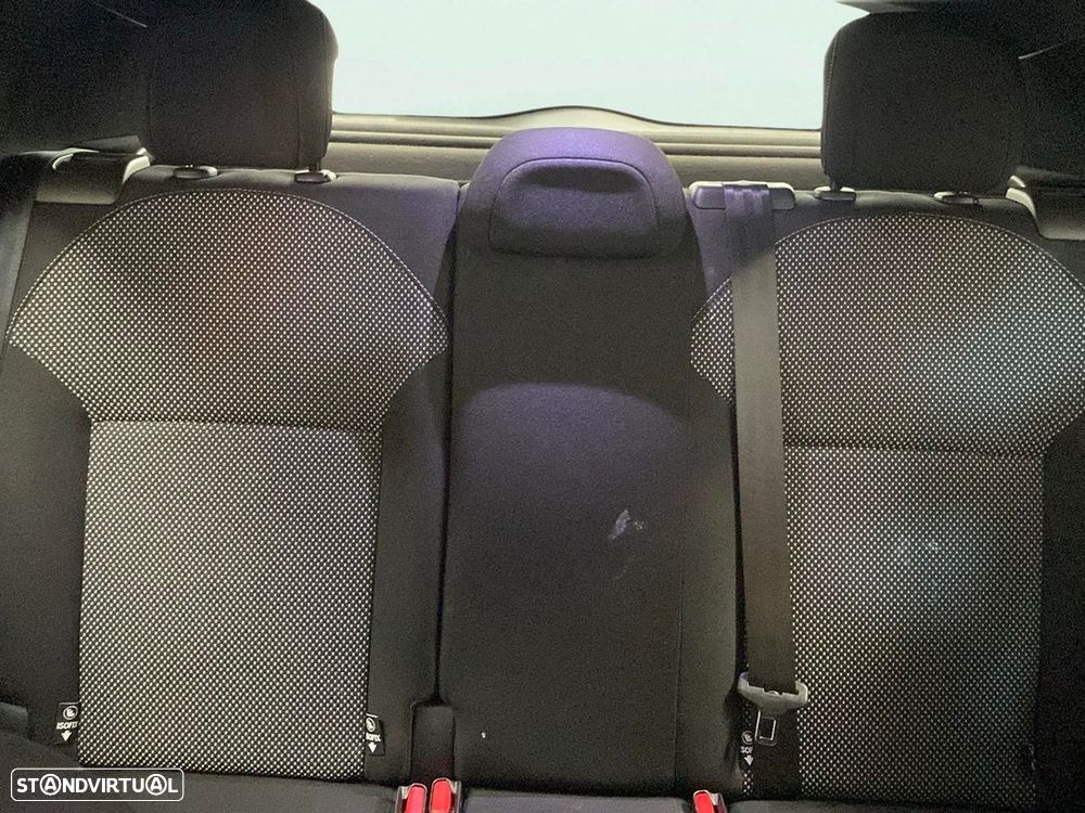 DS DS4 Crossback - 17