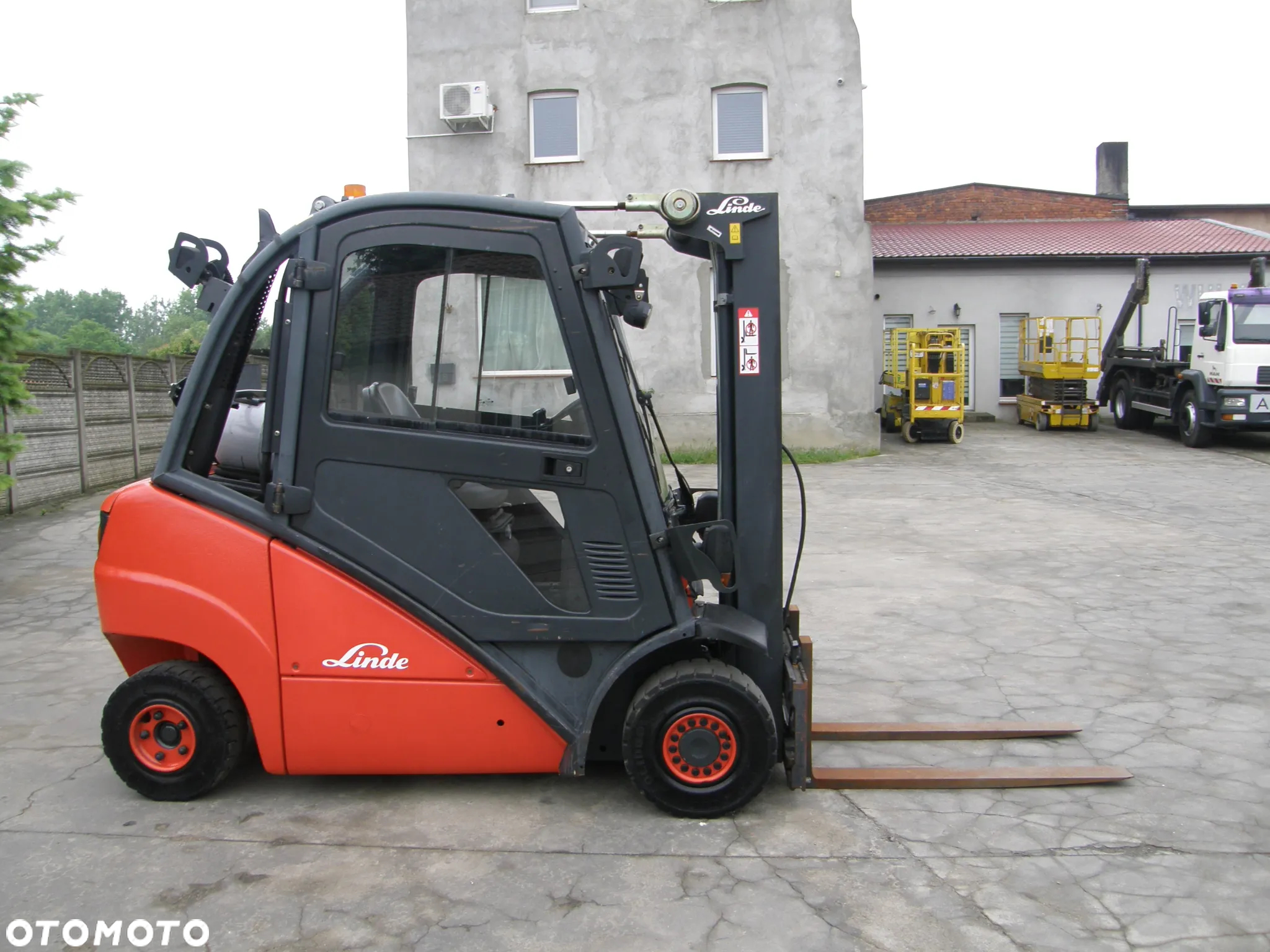 Linde H25T TRIPLEX 4,75m kabina przesuw z Niemiec - 10