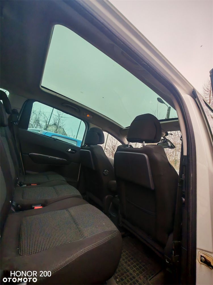 Peugeot 5008 - 4