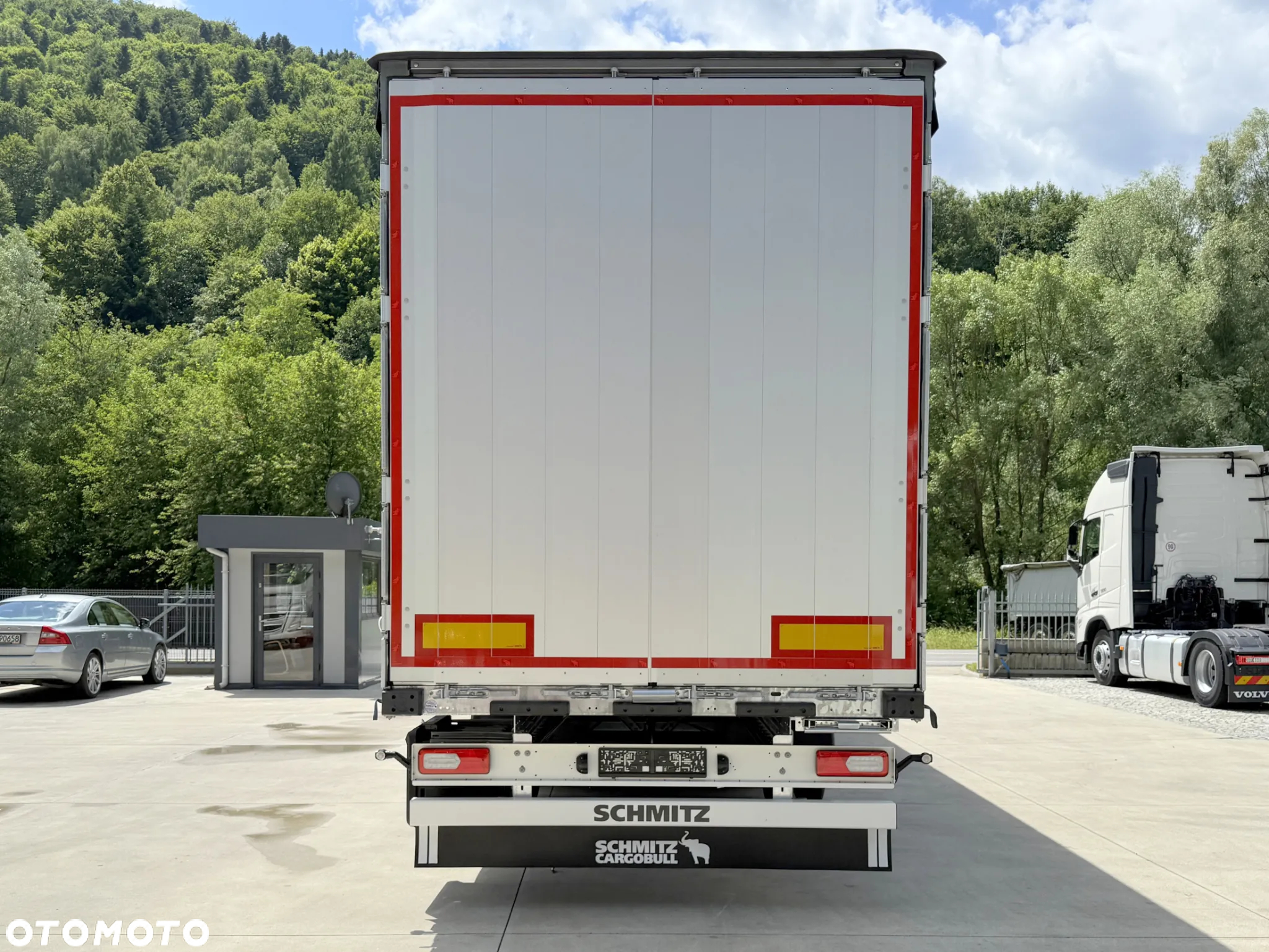 Schmitz Cargobull VARIOS + SKRZYNKA - 12