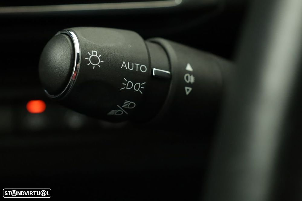 Peugeot 3008 1.2 Hybrid GT e-DCS6 - 17