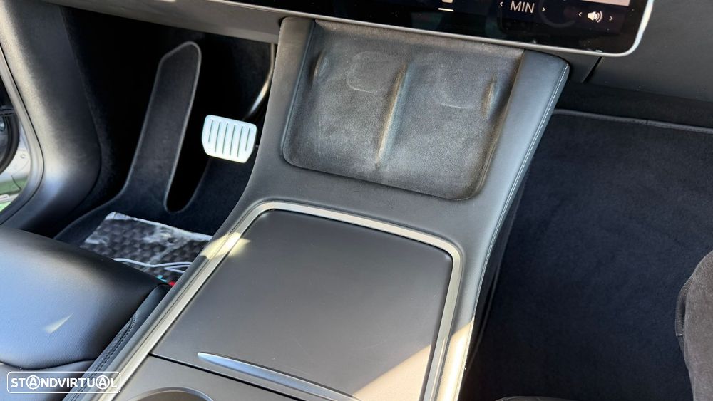 Tesla Model Y Performance Tração Integral - 36