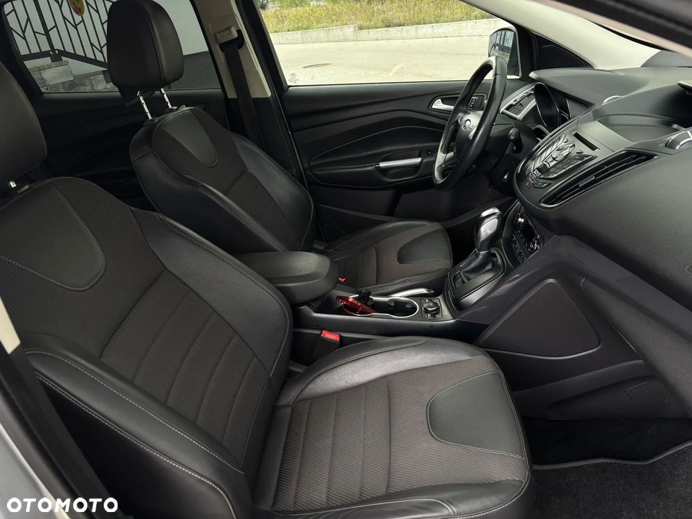 Ford Kuga 2.0 TDCi 4x4 Titanium - 8