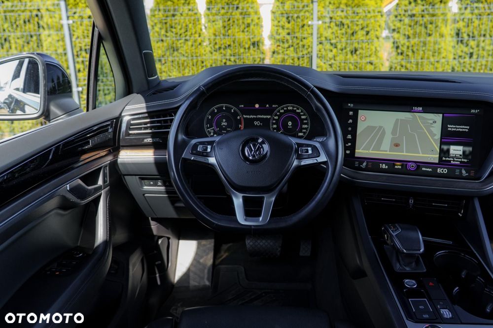 Volkswagen Touareg 3.0 V6 TFSI 4Motion R-Line - 11