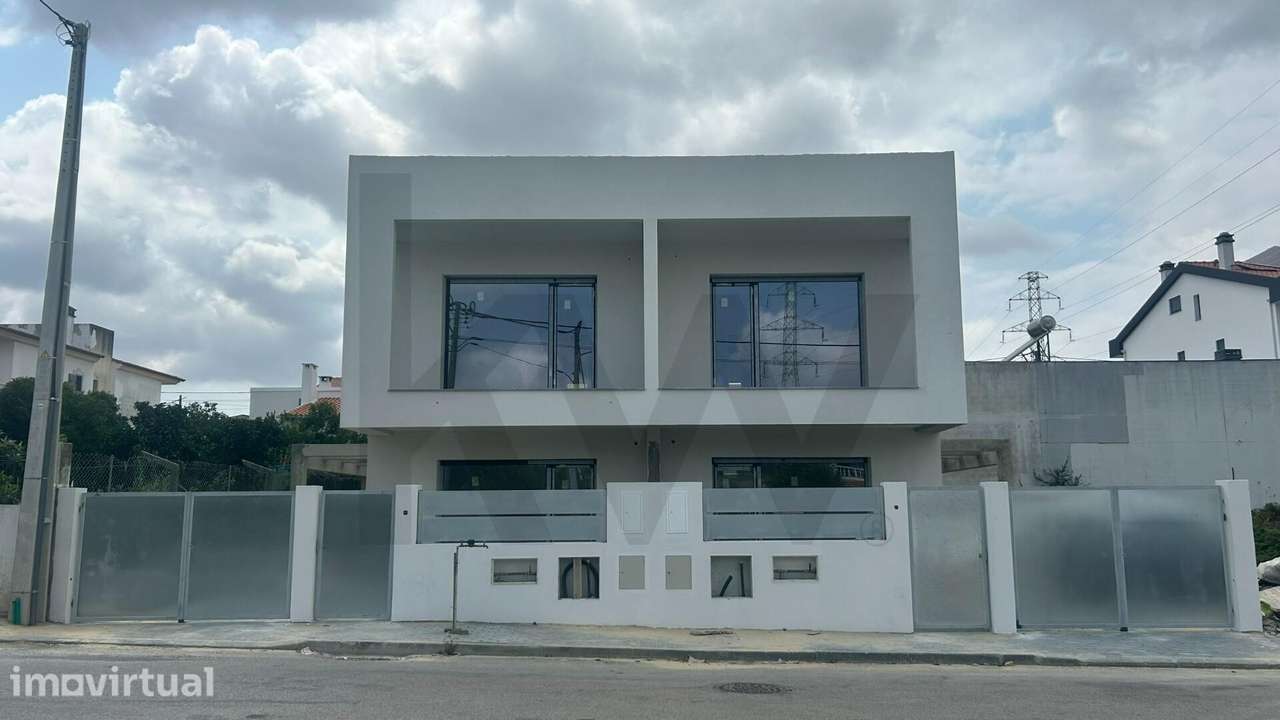 Moradia Geminada T3 Nova com Piscina | CE A+ | Quinta das Laranjeiras, - Grande imagem: 2/30