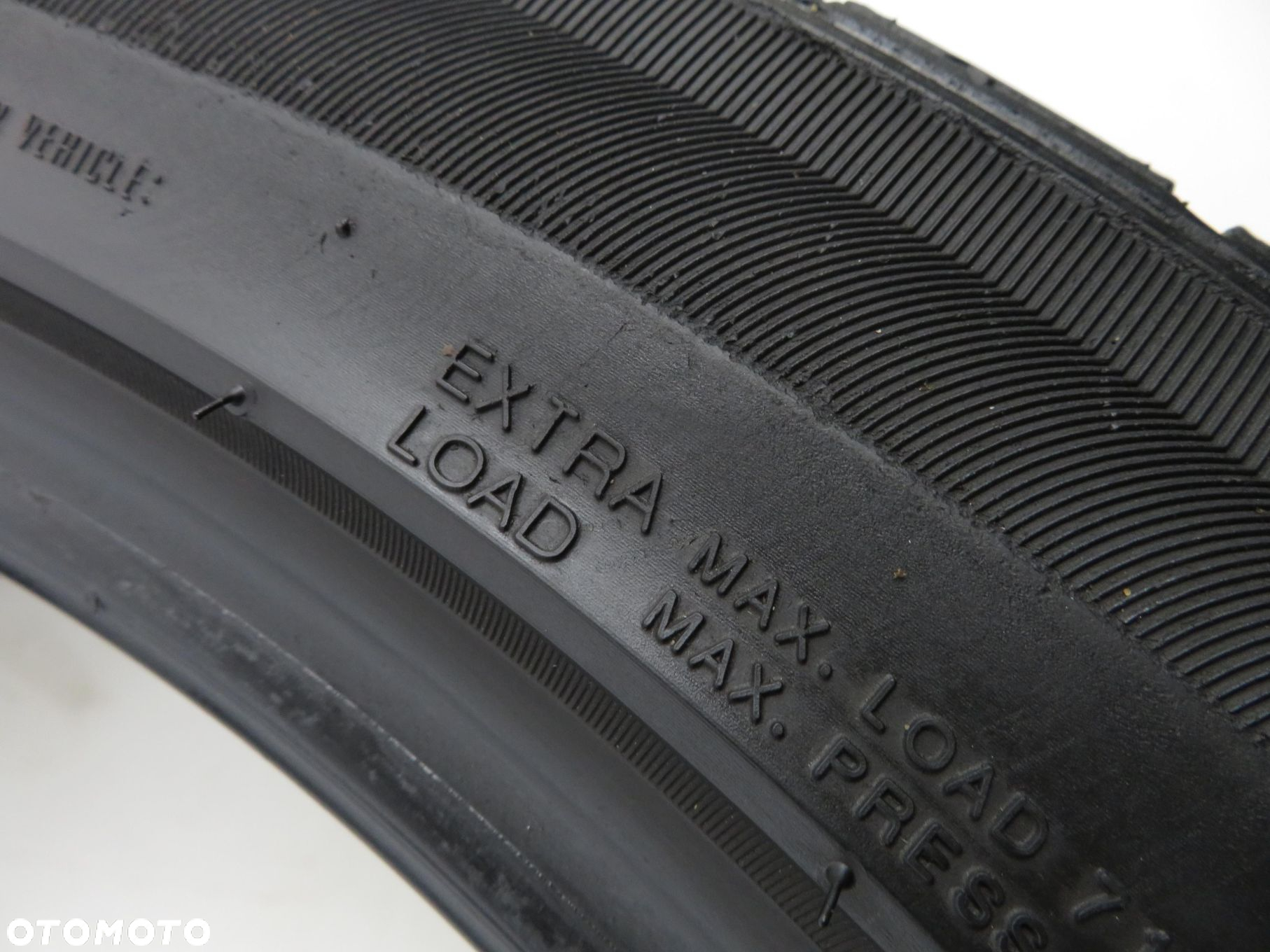 225/45R19 OPONA LETNIA Kumho Ecsta LE Sport 96Y XL dot: 1614 - 5