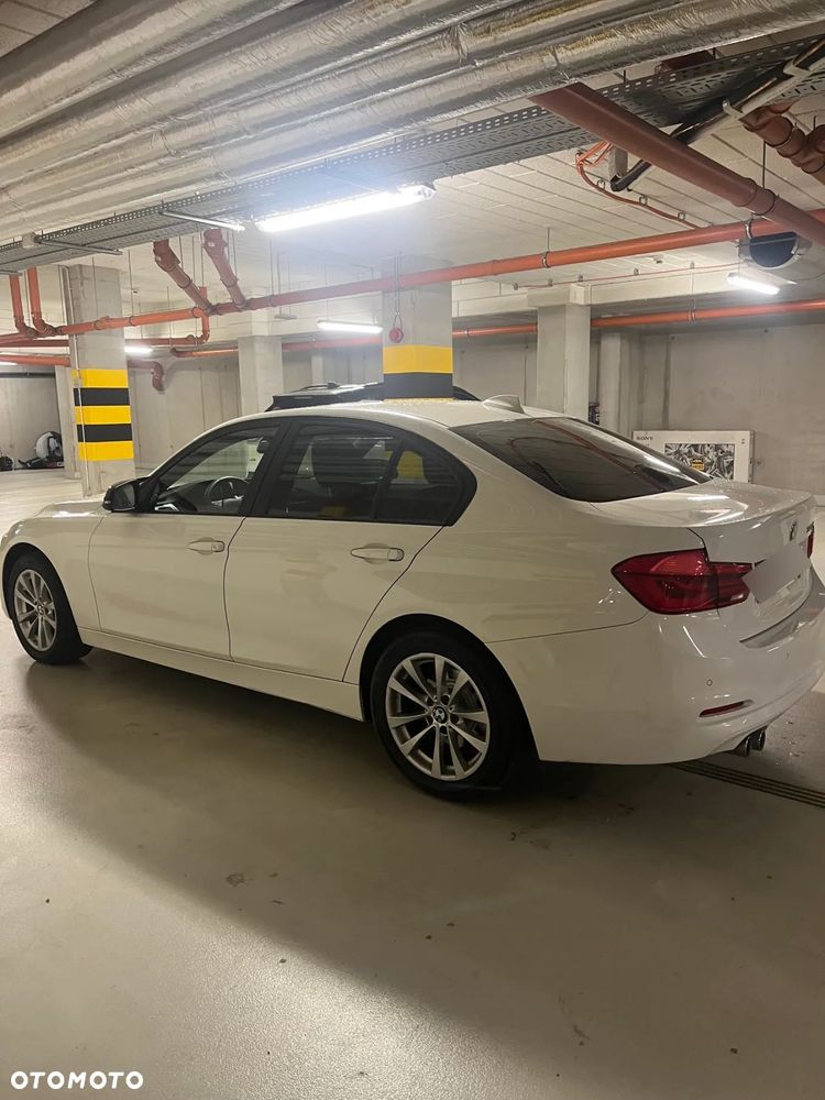 BMW Seria 3 320d Edition Luxury Line Purity - 5