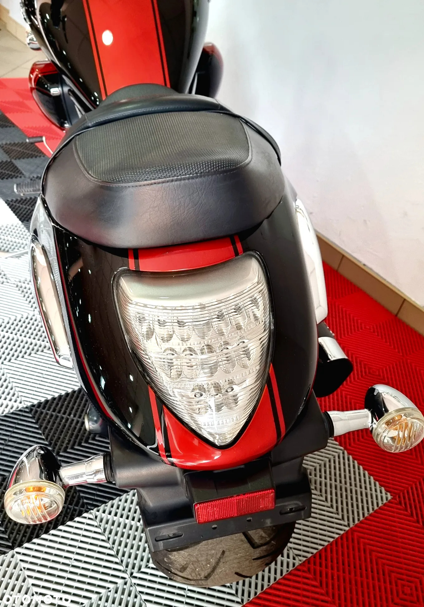 Suzuki Boulevard - 17