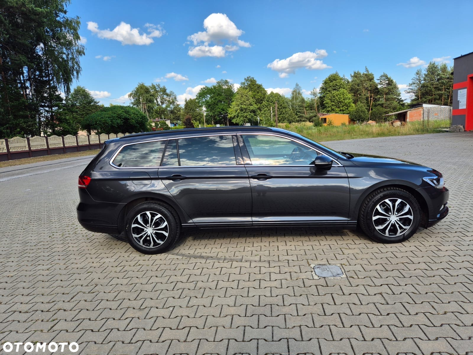 Volkswagen Passat Variant 2.0 TDI SCR DSG Highline - 23