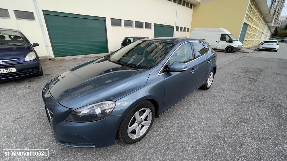 Volvo V40 D2 Kinetic - 22