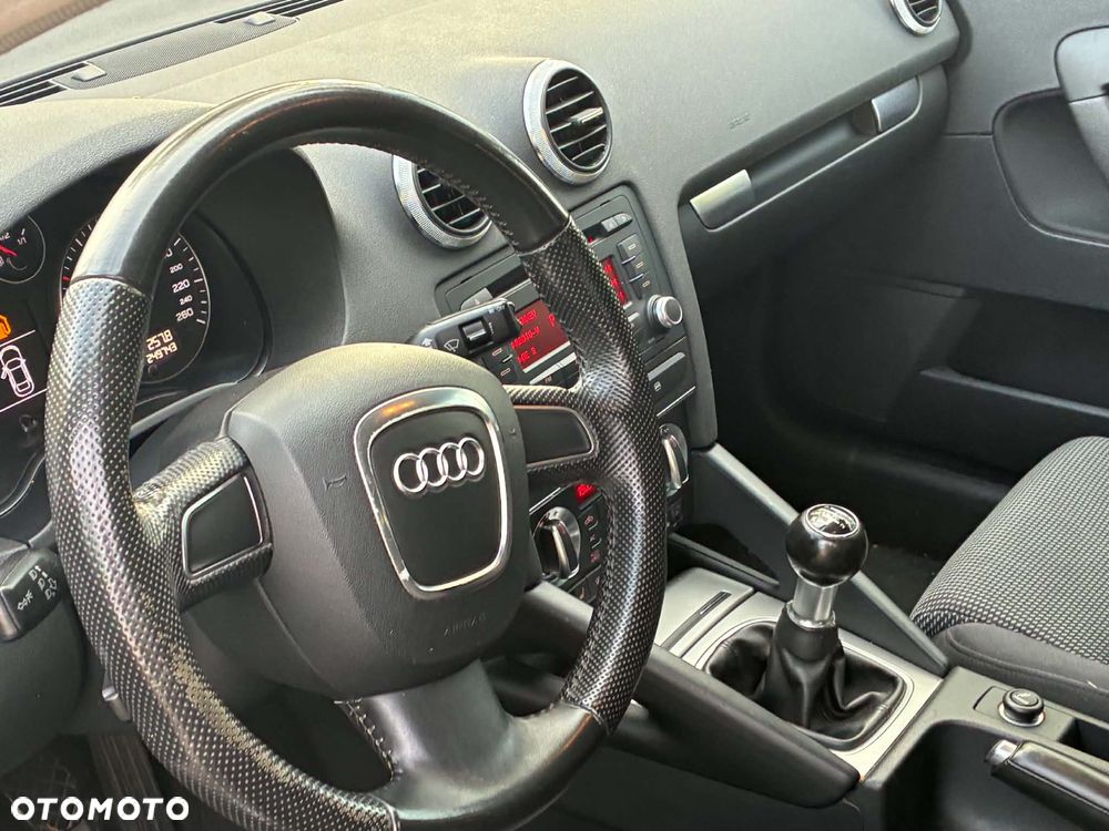 Audi A3 Sportback 1.8 TFSI Attraction - 20