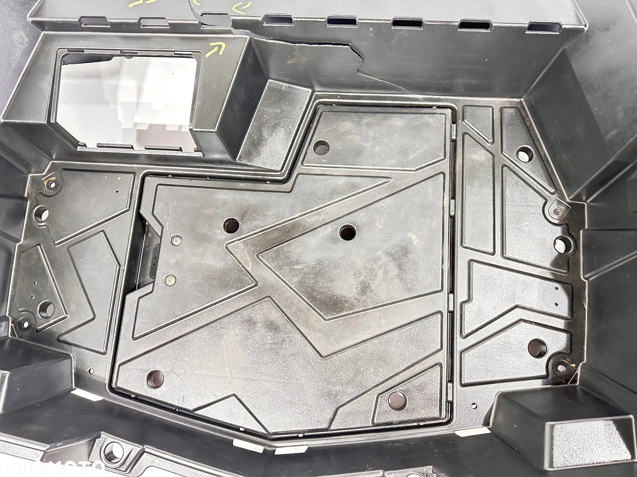 Kufer schowek podłoga bagażnik  Polaris RZR 900  RANGER XP - 4